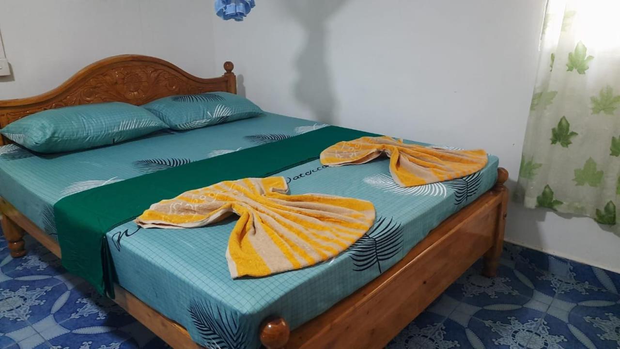 Kanthi Guest Inn Тринкомали Экстерьер фото